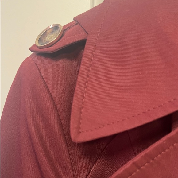 Via Spiga Burgundy Trench Coat with Leopard Lining - Picture 2 of 5